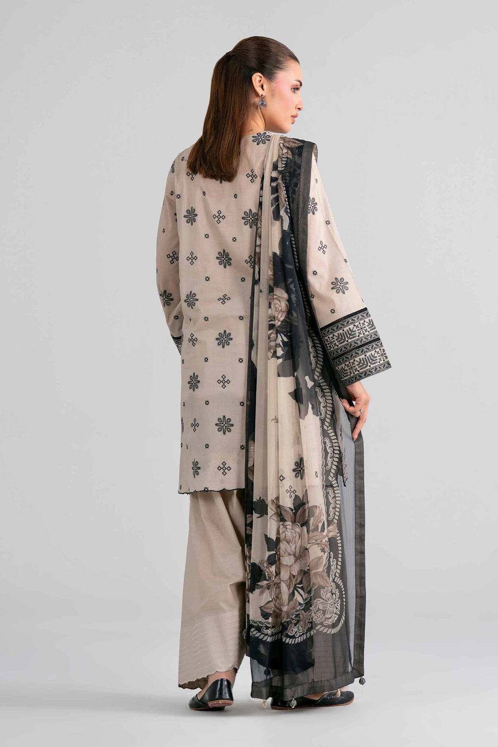 Original Nishat 3 Piece - Digital Printed Embroidered Suit - 42602001 | Buy Online in Pakistan