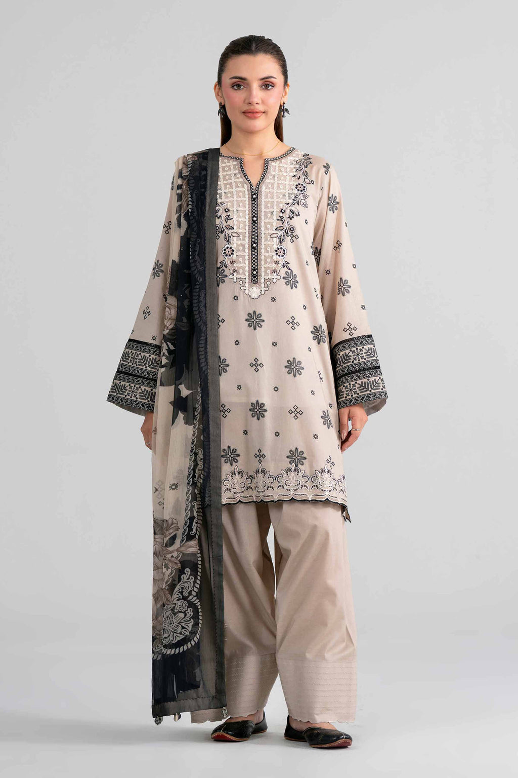 Original Nishat 3 Piece - Digital Printed Embroidered Suit - 42602001 | Buy Online in Pakistan