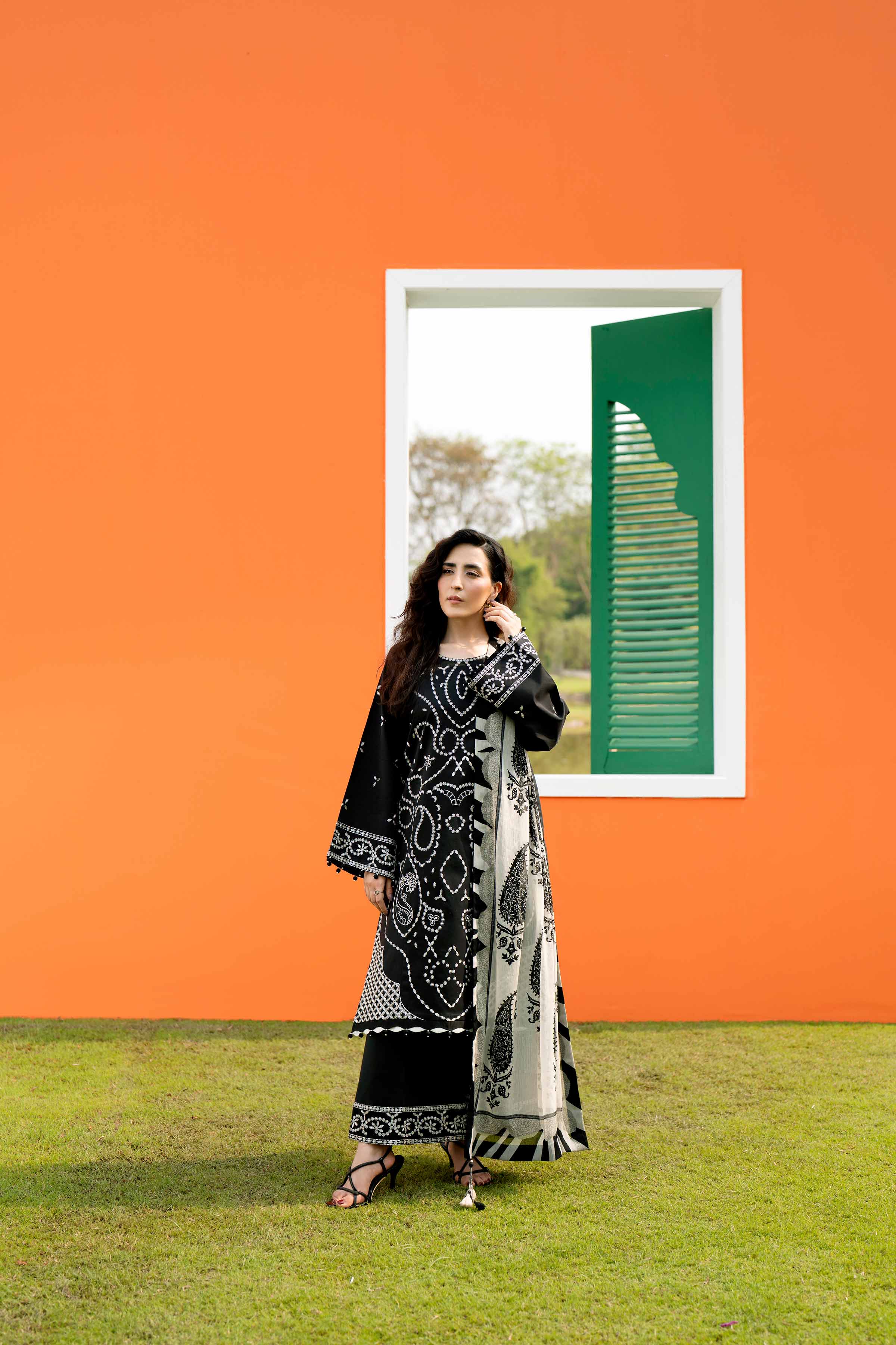 Original Nishat 3 Piece - Digital Printed Embroidered Suit - 42602009 | Buy Online in Pakistan