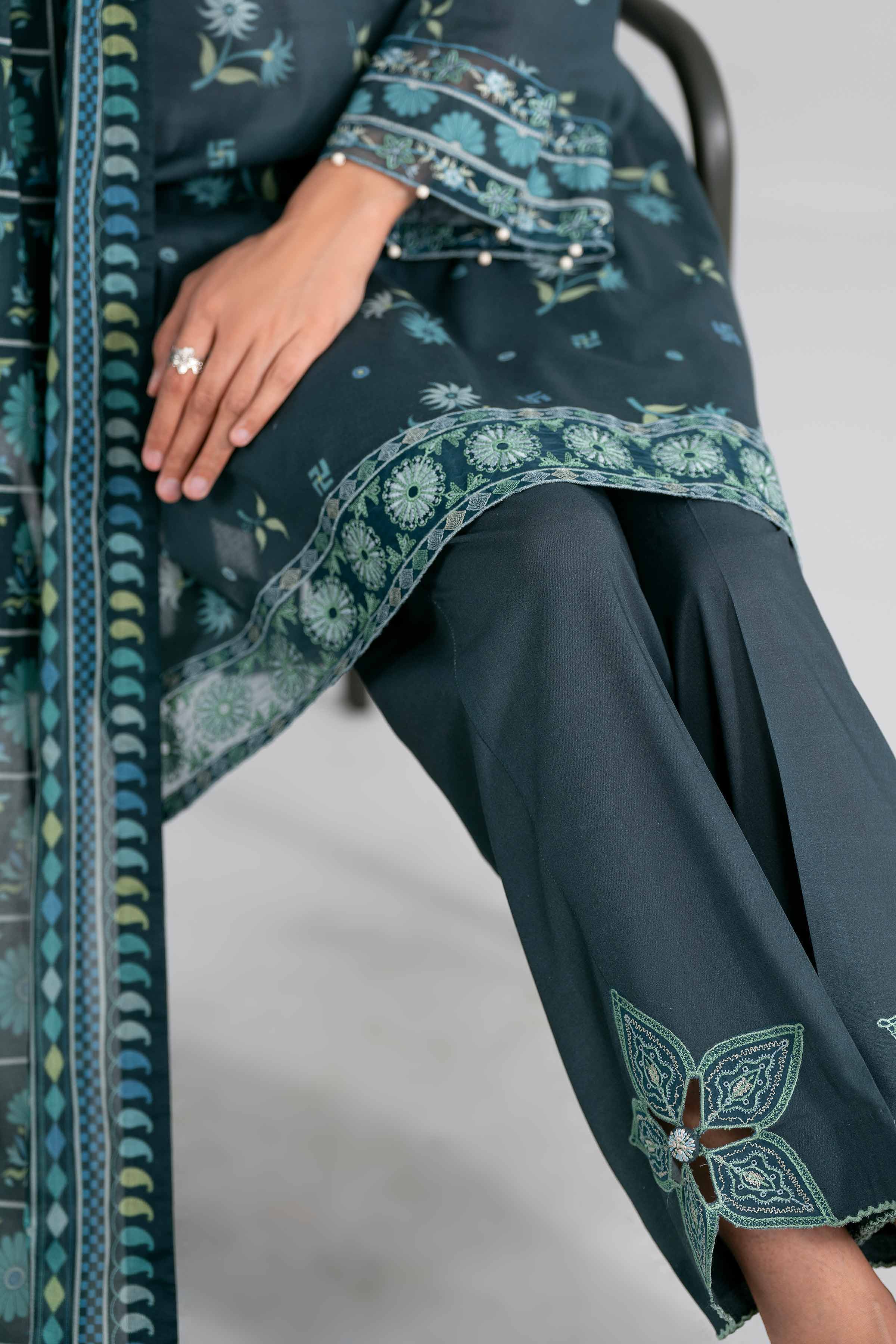 Original Nishat 3 Piece - Printed Embroidered Suit - 42602017 | Buy Online in Pakistan