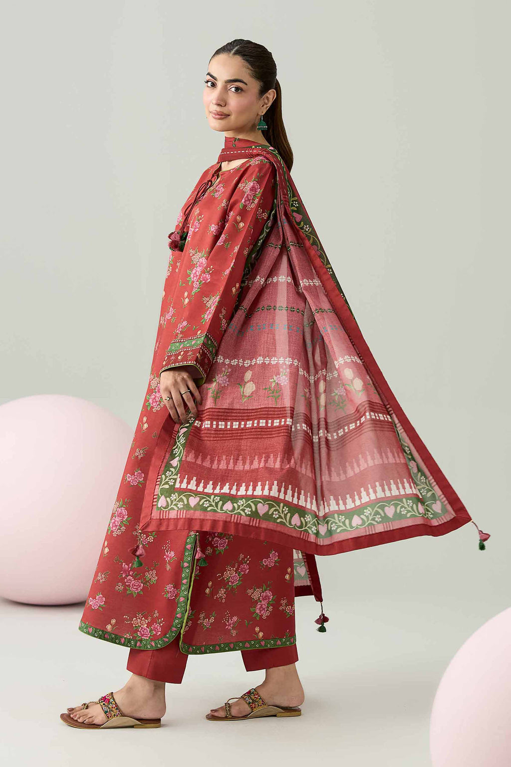 Original Nishat 3 Piece - Printed Loose Fabric - 42602610 | Buy Online in Pakistan
