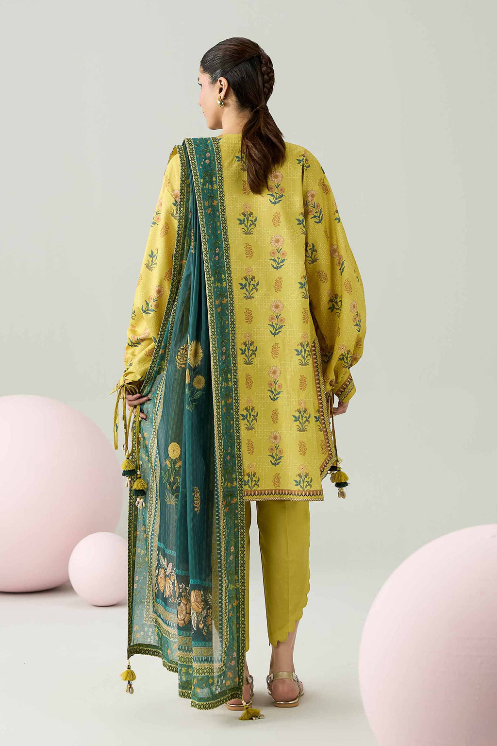 Original Nishat 3 Piece - Printed Loose Fabric - 42602618 | Buy Online in Pakistan