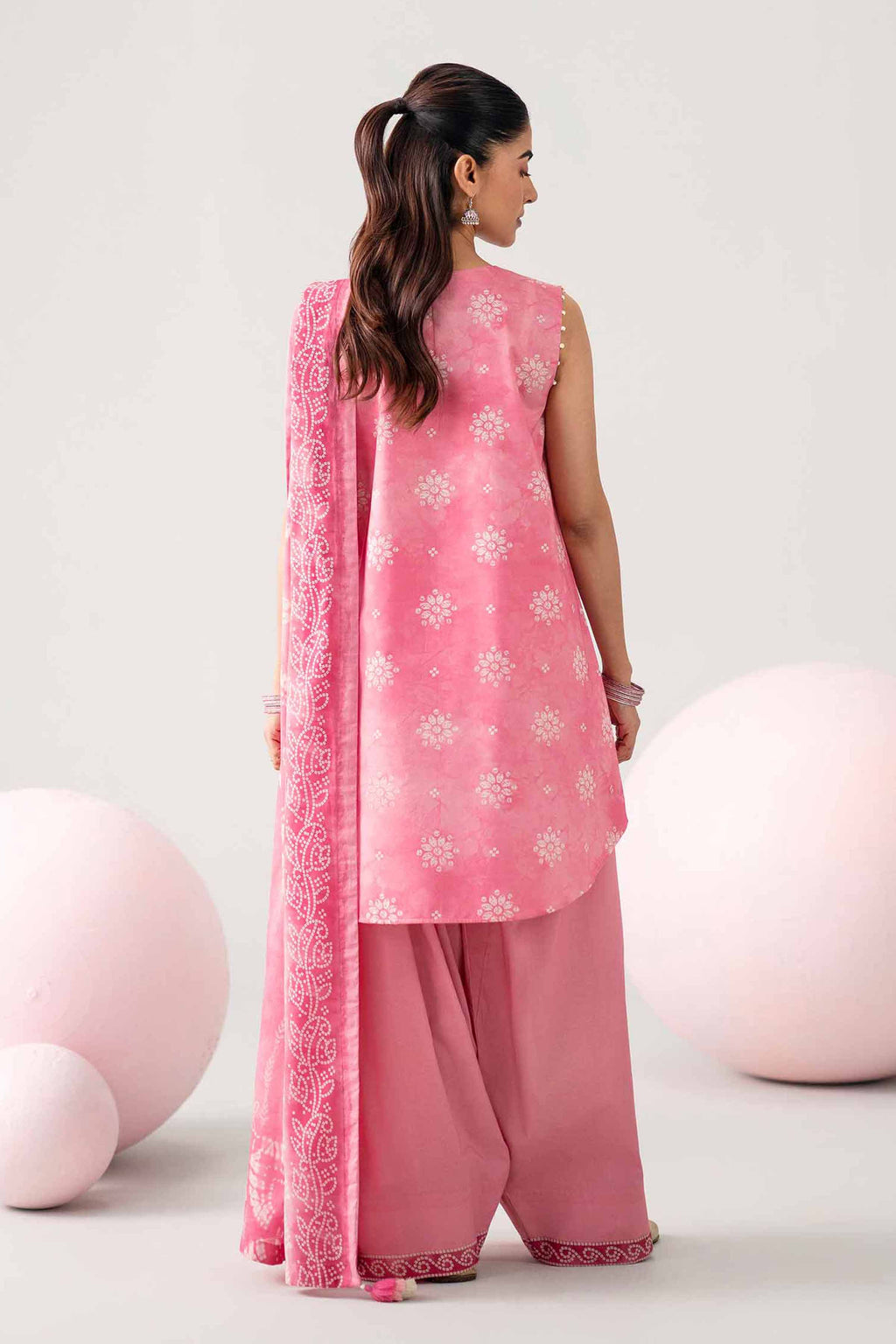 Original Nishat 3 Piece - Printed Loose Fabric - 42602625 | Buy Online in Pakistan