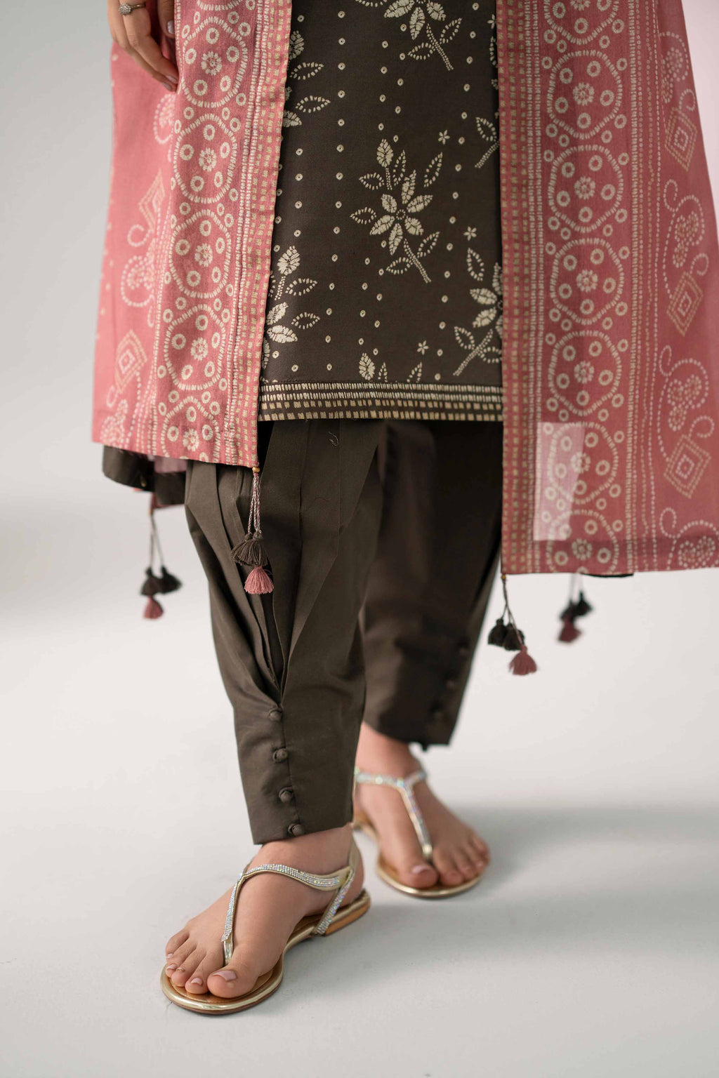 Original Nishat 3 Piece - Printed Loose Fabric - 42602627 | Buy Online in Pakistan