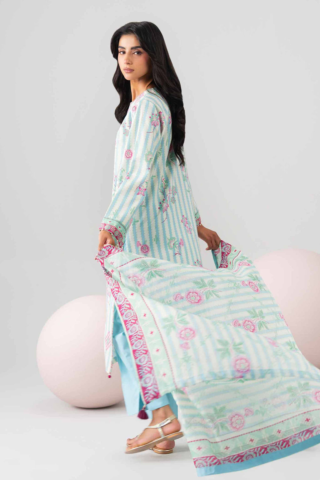 Original Nishat 3 Piece - Printed Loose Fabric - 42602641 | Buy Online in Pakistan