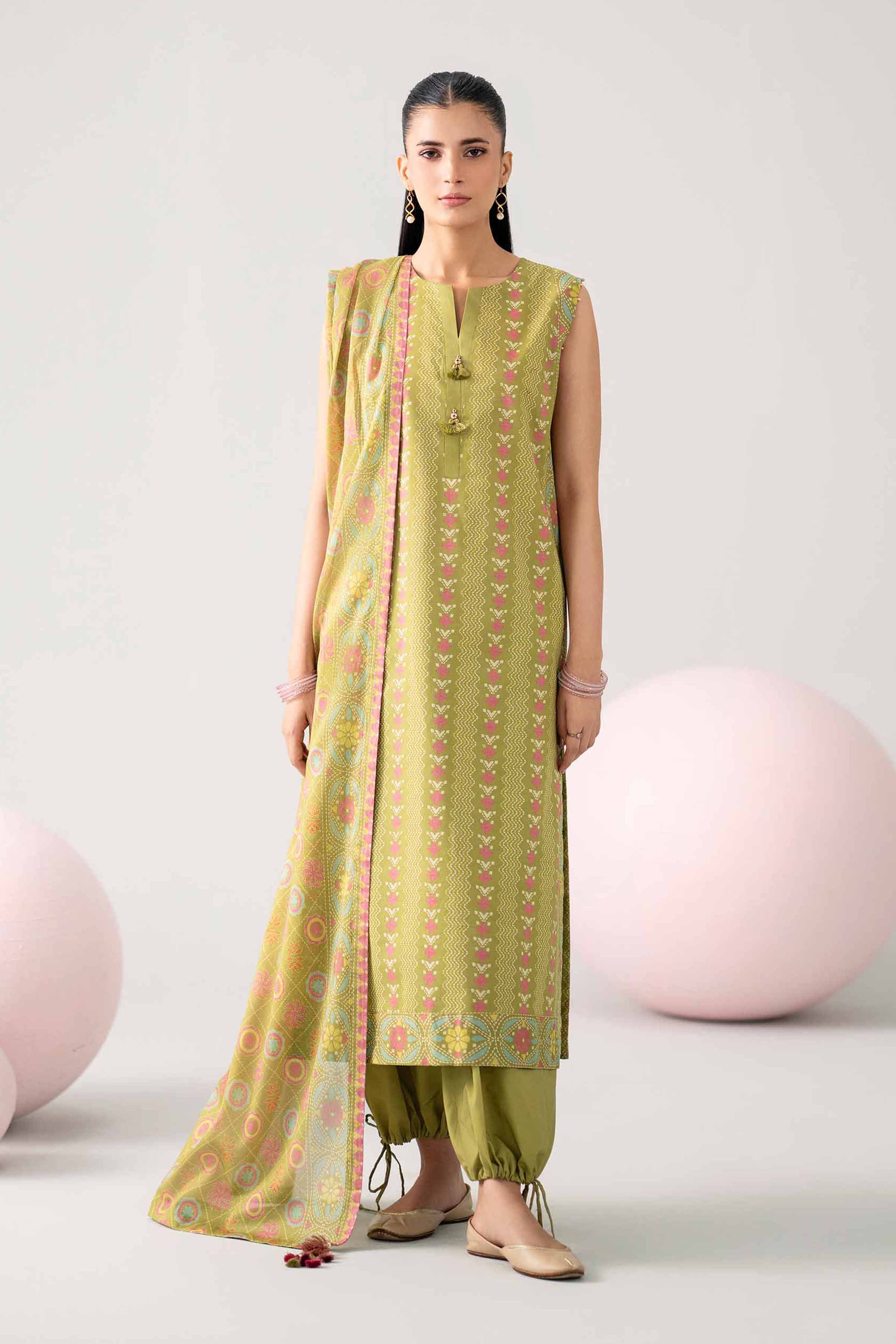Original Nishat 3 Piece - Printed Loose Fabric - 42602644 | Buy Online in Pakistan