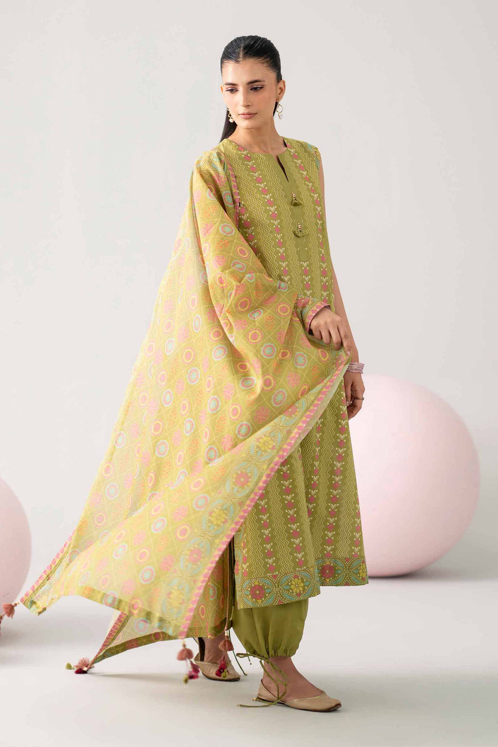Original Nishat 3 Piece - Printed Loose Fabric - 42602644 | Buy Online in Pakistan