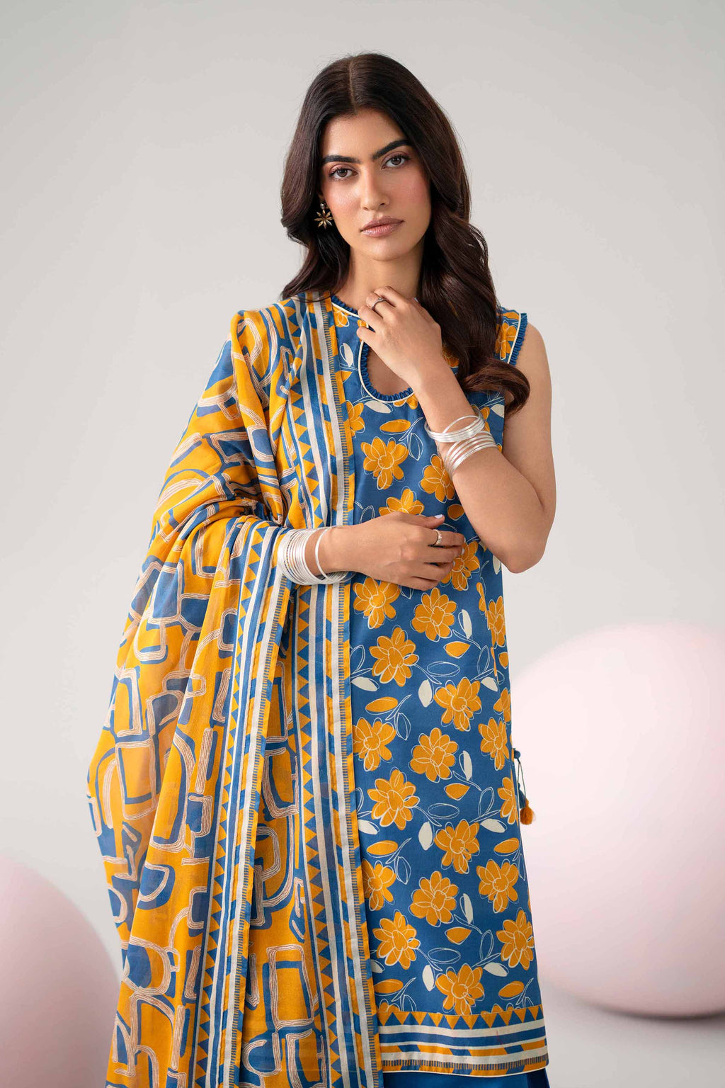Original Nishat 3 Piece - Printed Loose Fabric - 42602646 | Buy Online in Pakistan