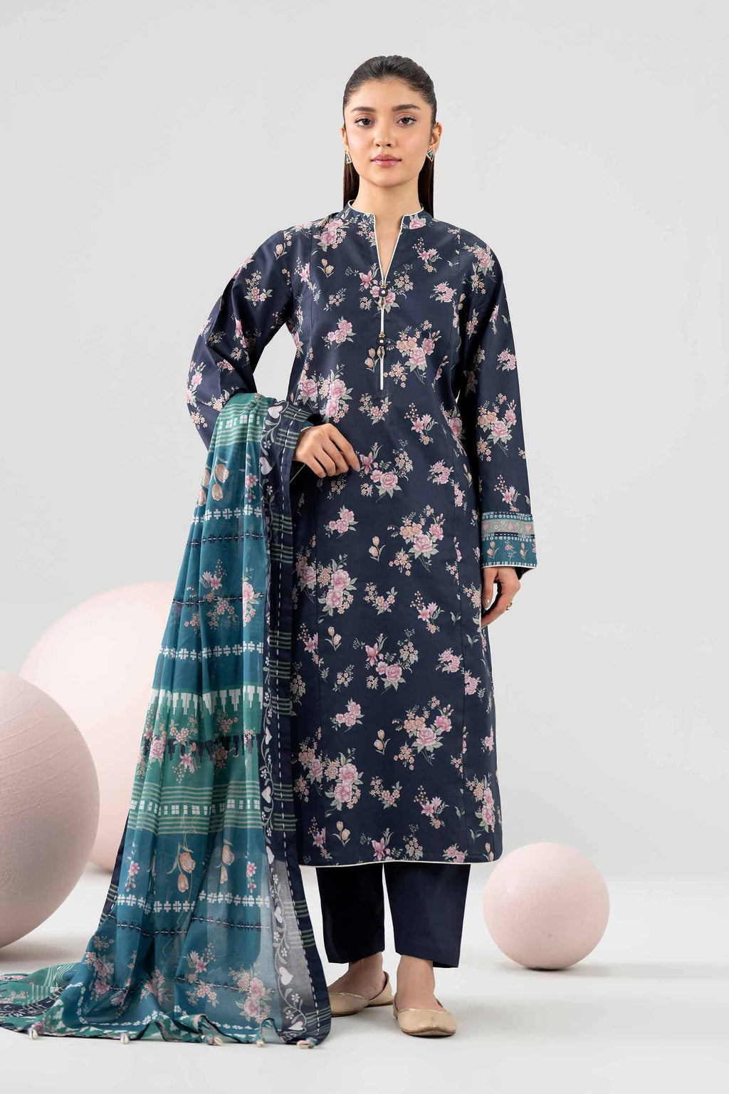 Original Nishat 3 Piece - Printed Loose Fabric - 42602647 | Buy Online in Pakistan