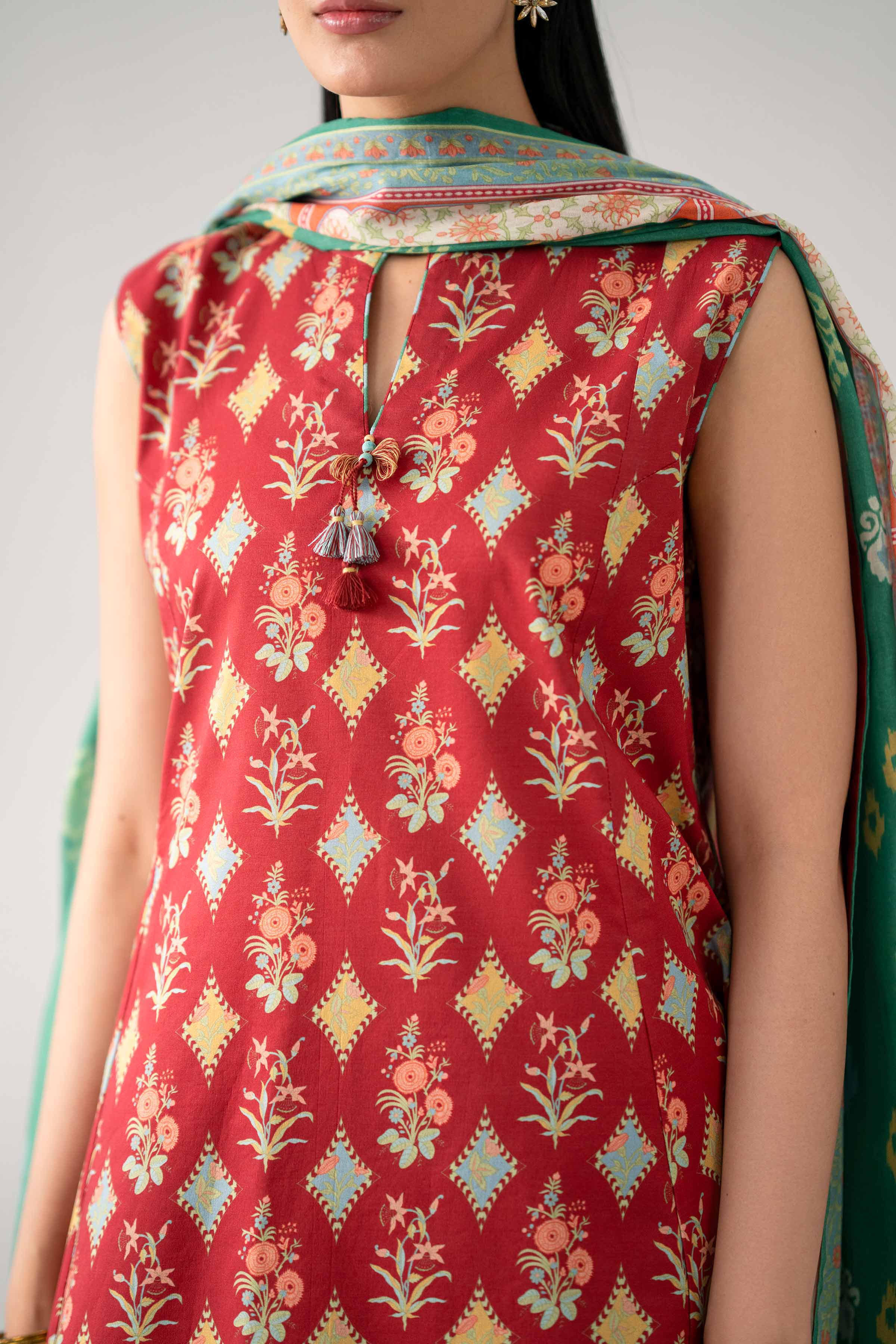 Original Nishat 3 Piece - Printed Loose Fabric - 42602652 | Buy Online in Pakistan