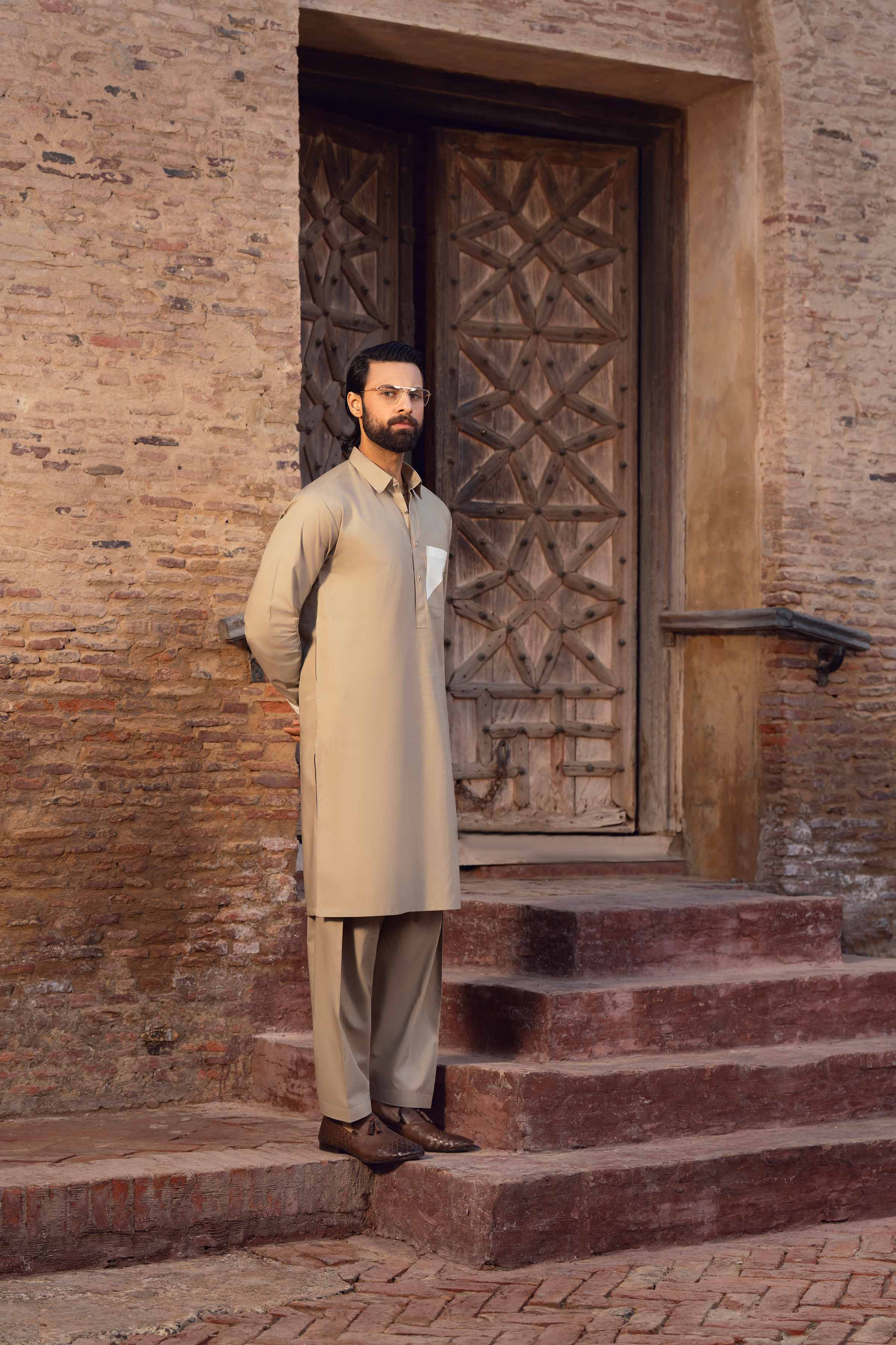Original Nishat 2 Piece - Naqsh Suit -  42608040 With Box | Buy Online in Pakistan