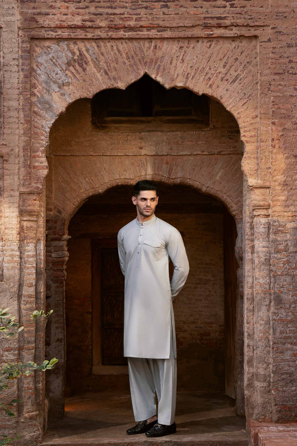 Original Nishat 2 Piece - Naqsh Suit With Box - 42608041 | Buy Online in Pakistan